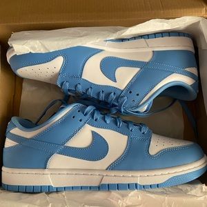 Nike Dunks UNC 10.5